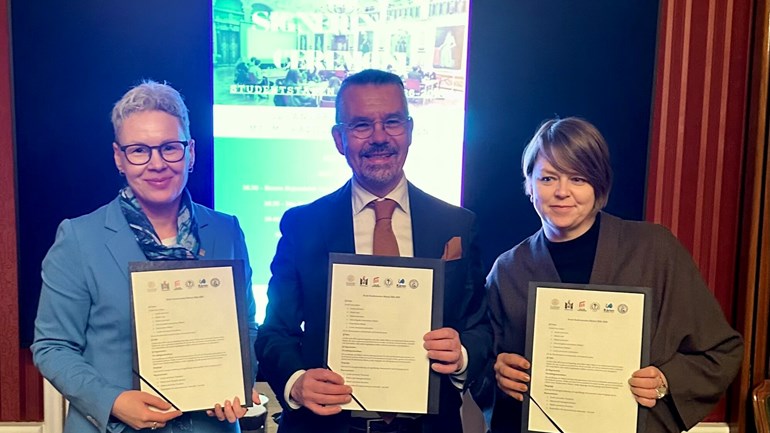 Avtal studentstaden Malmö. Mia Rönnmar