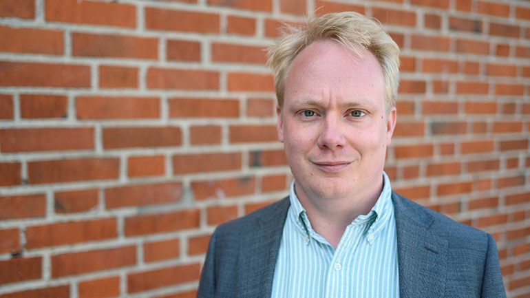 Porträtt på doktoranden Peter Bauer