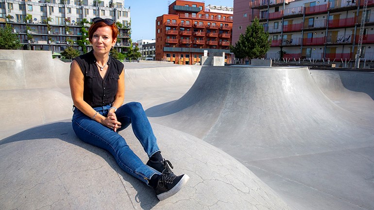 Forskaren Karin Book vid Stapelbäddsparken i Malmö.
