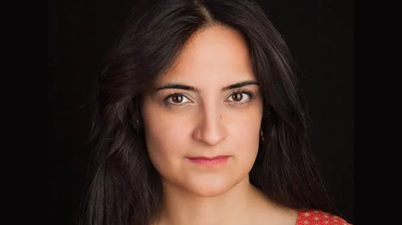 Närbild på Marjaneh Bakhtiari