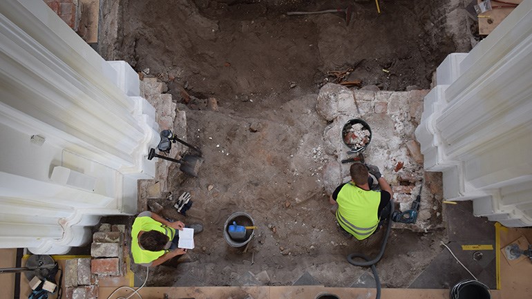 utgrävning i St Petri kyrka
